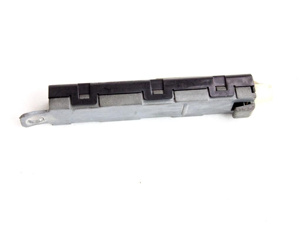 3AF035552 CENTRALINA AMPLIFICATORE ANTENNA VOLKSWAGEN PASSAT SW 1.4 M 110KW AUT 5P (2012) RICAMBIO USATO 