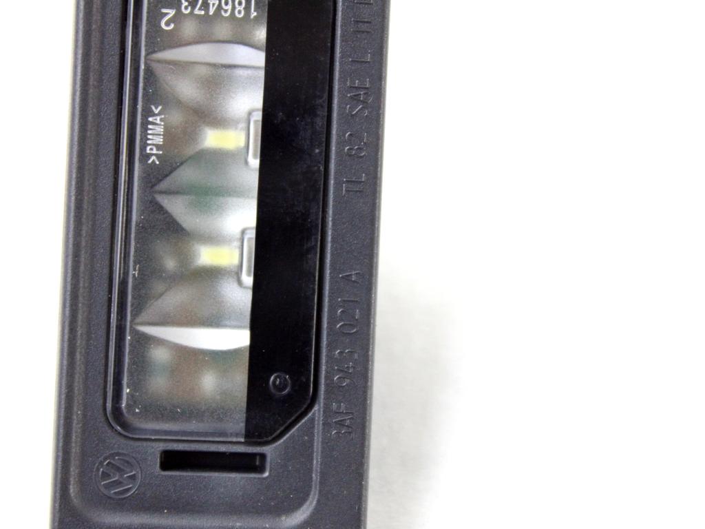 3AF943021A LUCE TARGA VOLKSWAGEN PASSAT SW 1.4 M 110KW AUT 5P (2012) RICAMBIO USATO 