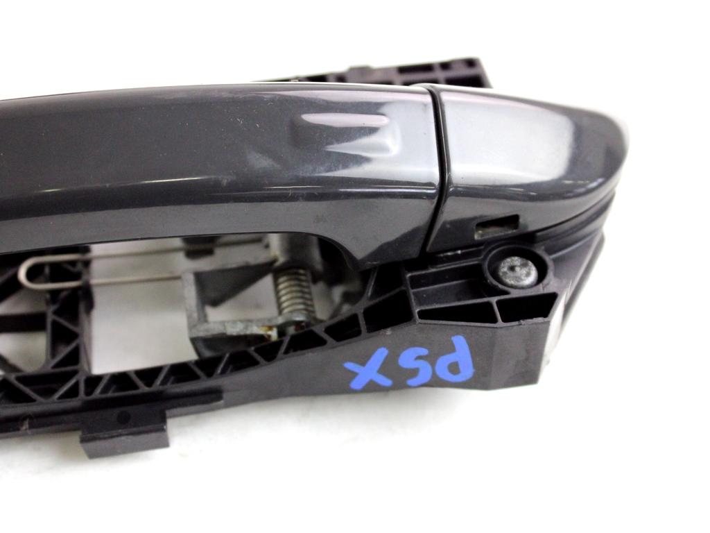 3C0837205GRU MANIGLIA ESTERNA PORTA POSTERIORE SINISTRA VOLKSWAGEN PASSAT SW 1.4 M 110KW AUT 5P (2012) RICAMBIO USATO 
