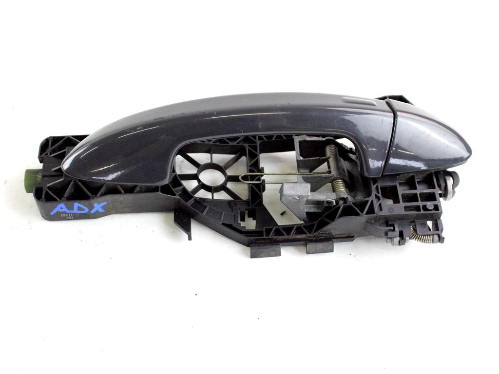 3C0837206GRU MANIGLIA ESTERNA PORTA ANTERIORE DESTRA VOLKSWAGEN PASSAT SW 1.4 M 110KW AUT 5P (2012) RICAMBIO USATO 