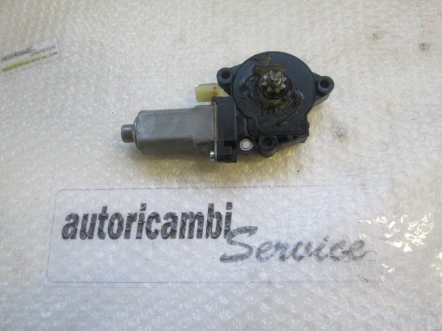 MOTORCEK ELEKTRICNEGA POMIKA ZADNJEGA STEKLA  OEM N. 834502 ORIGINAL REZERVNI DEL HYUNDAI TUCSON JM MK1 (2004 - 2009) DIESEL LETNIK 2007