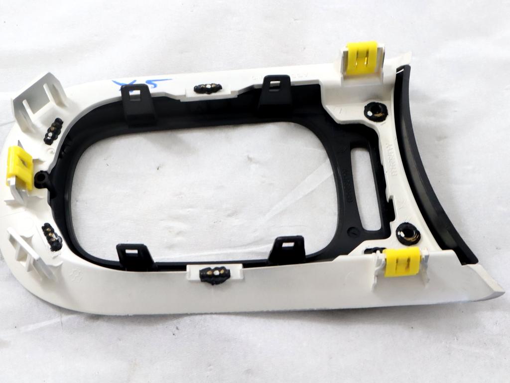 9812400977 MASCHERINA RIVESTIMENTO BOCCHETTA AERAZIONE CRUSCOTTO LATO SINISTRO CITROEN C3 1.2 B 61KW 5M 5P (2018) RICAMBIO USATO