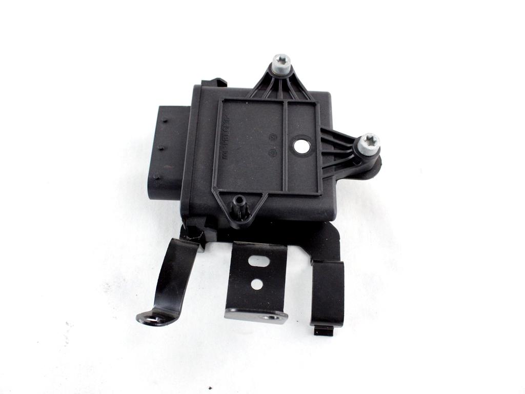 64119462922 CENTRALINA POMPA DI CALORE MINI COOPER SE F56 E 75KW AUT 3P (2020) RICAMBIO USATO