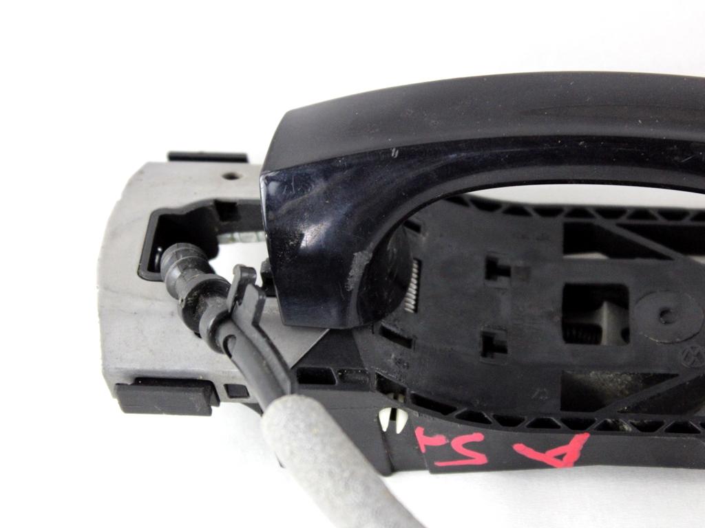 5G0837205P3FZ MANIGLIA ESTERNA PORTA ANTERIORE SINISTRA VOLKSWAGEN GOLF 7 1.4 B 92KW AUT 5P (2017) RICAMBIO USATO