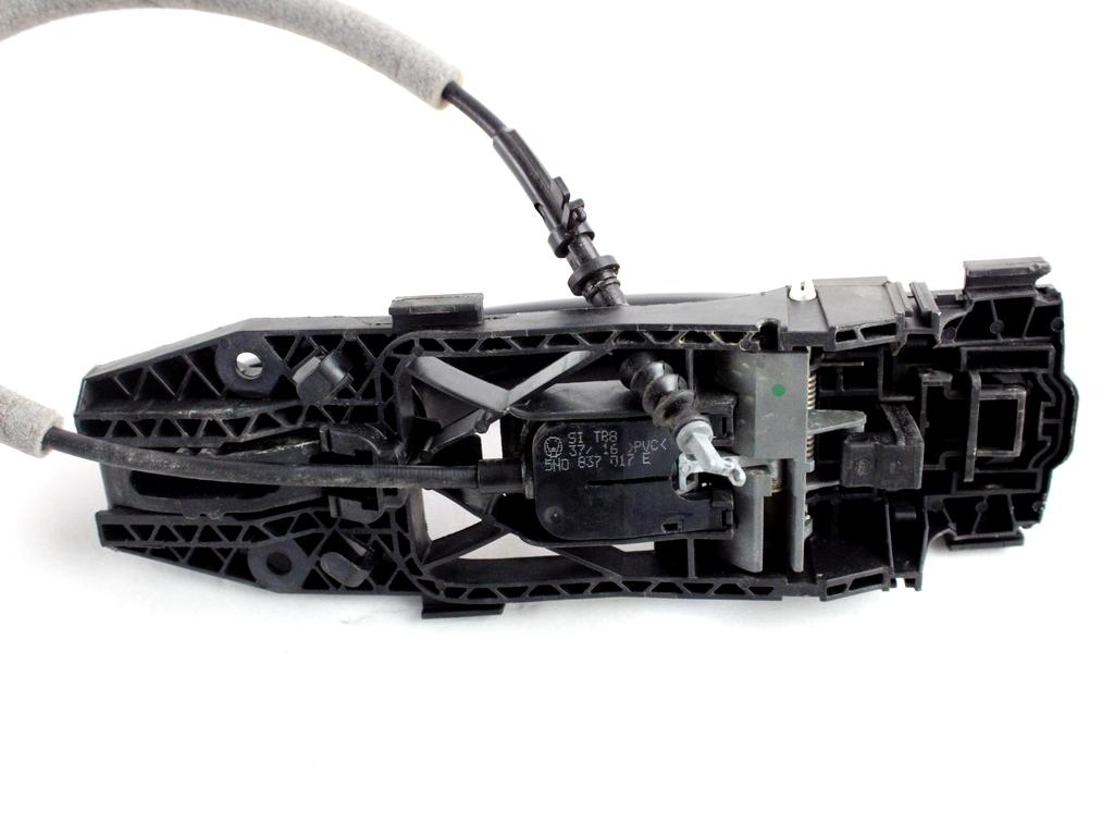 5G0837205P3FZ MANIGLIA ESTERNA PORTA POSTERIORE SINISTRA VOLKSWAGEN GOLF 7 1.4 B 92KW AUT 5P (2017) RICAMBIO USATO