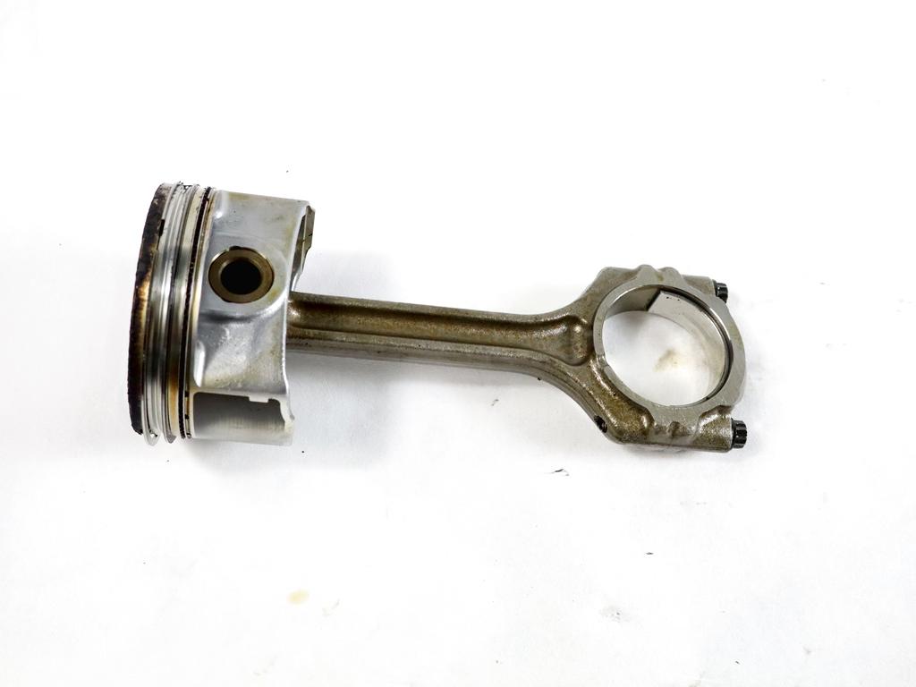 3100400080 PISTONE BIELLA MOTORE DR MOTOR DR4 1.6 B 84KW 6M 5P (2019) RICAMBIO USATO 3100400079
