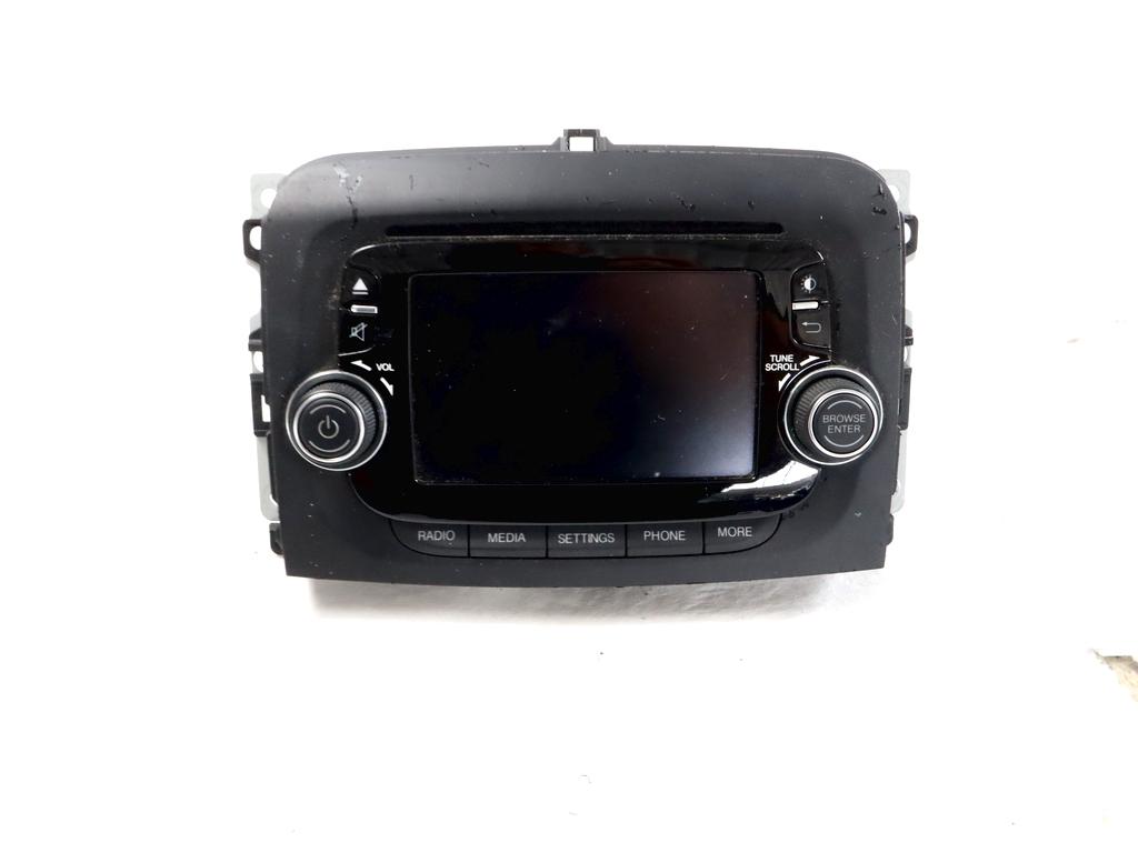 735594471 AUTORADIO DISPLAY MULTIFUNZIONE FIAT 500L 1.6 D 88KW 6M 5P (2014) RICAMBIO USATO (NON FORNIAMO CODICE AUTORADIO, MA SOLO NUMERO DI TELAIO VEICOLO)