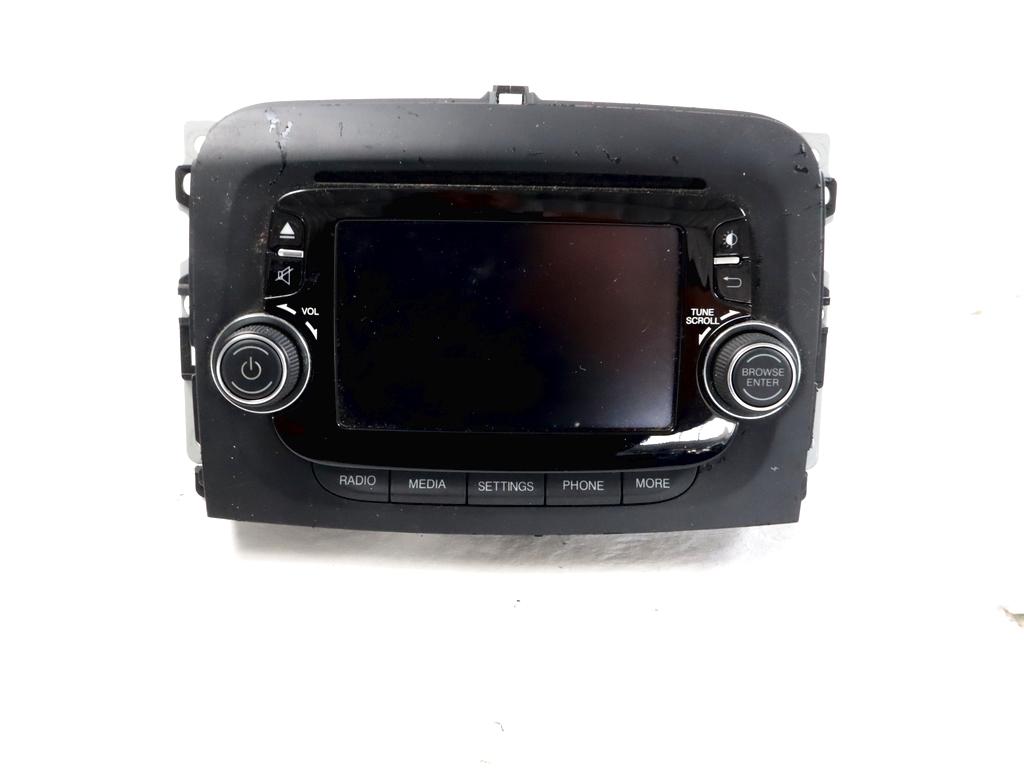735594471 AUTORADIO DISPLAY MULTIFUNZIONE FIAT 500L 1.6 D 88KW 6M 5P (2014) RICAMBIO USATO (NON FORNIAMO CODICE AUTORADIO, MA SOLO NUMERO DI TELAIO VEICOLO)