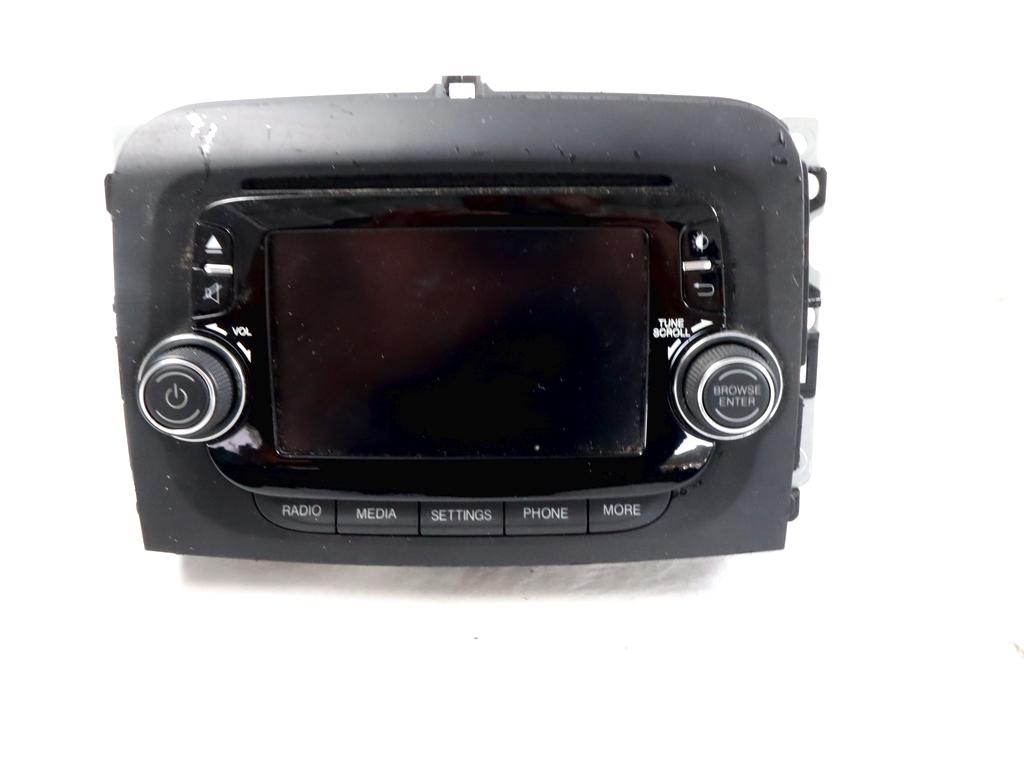 735594471 AUTORADIO DISPLAY MULTIFUNZIONE FIAT 500L 1.6 D 88KW 6M 5P (2014) RICAMBIO USATO (NON FORNIAMO CODICE AUTORADIO, MA SOLO NUMERO DI TELAIO VEICOLO)