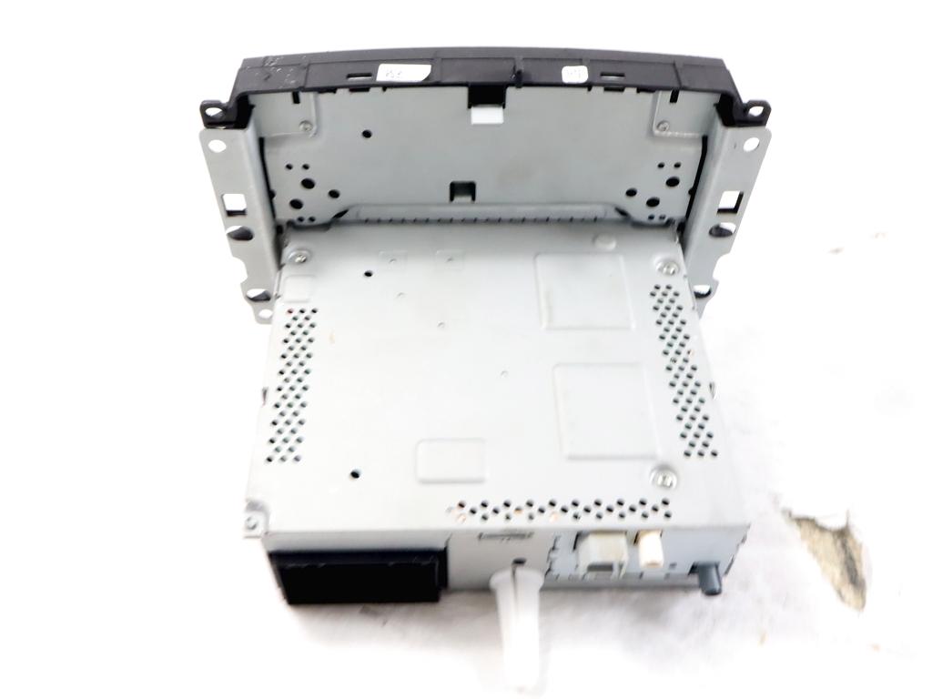 735594471 AUTORADIO DISPLAY MULTIFUNZIONE FIAT 500L 1.6 D 88KW 6M 5P (2014) RICAMBIO USATO (NON FORNIAMO CODICE AUTORADIO, MA SOLO NUMERO DI TELAIO VEICOLO)