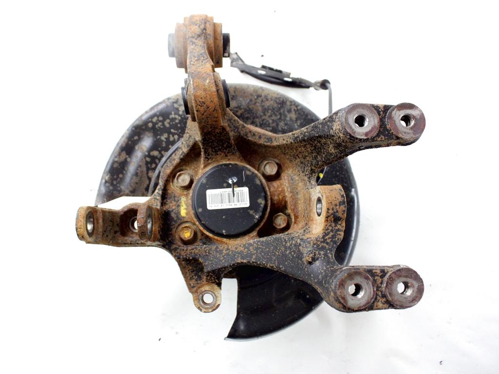 52720A6400 MOZZO MONTANTE FUSELLO POSTERIORE DESTRO 527302H000 HYUNDAI I30 SW 1.4 B 73KW 5P (2013) RICAMBIO USATO
