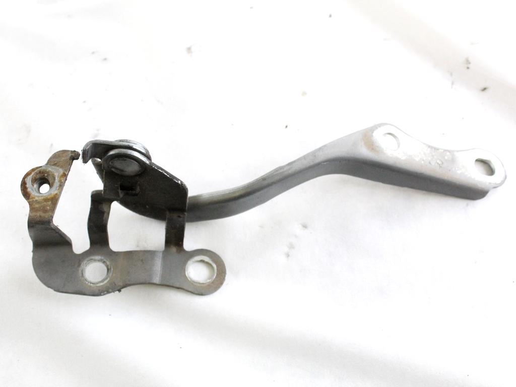 5341052180 CERNIERA COFANO ANTERIORE DESTRO TOYOTA YARIS 1.3 B 64KW 5M 3P (2008) RICAMBIO USATO