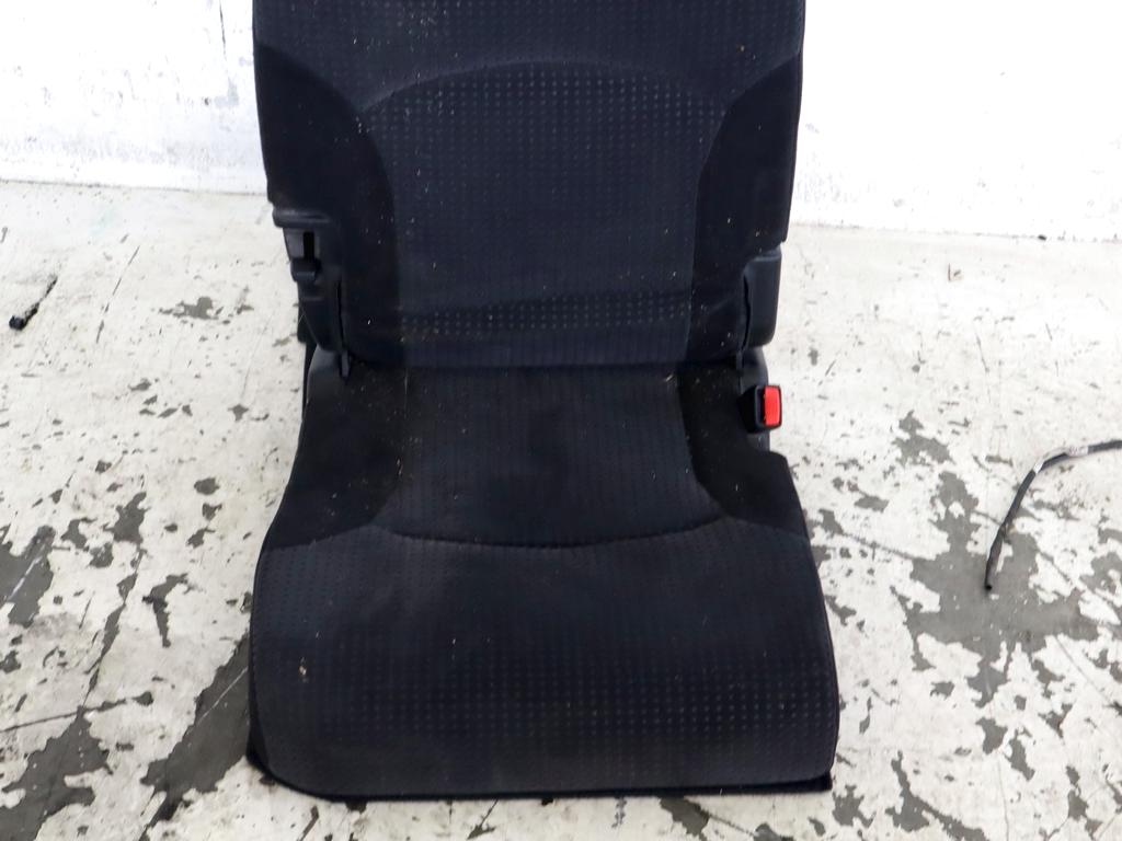6960A030 SEDILE POSTERIORE DESTRO TERZA FILA MITSUBISHI GRANDIS 2.0 D 100KW 6M 5P (2007) RICAMBIO USATO