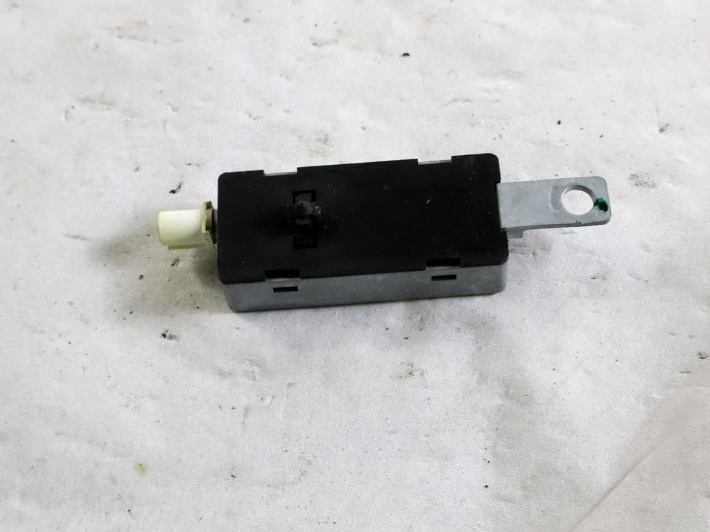 AM2T-18C847-DA CENTRALINA AMPLIFICATORE ANTENNA FORD S-MAX 2.0 D 120KW AUT 5P (2010) RICAMBIO USATO
