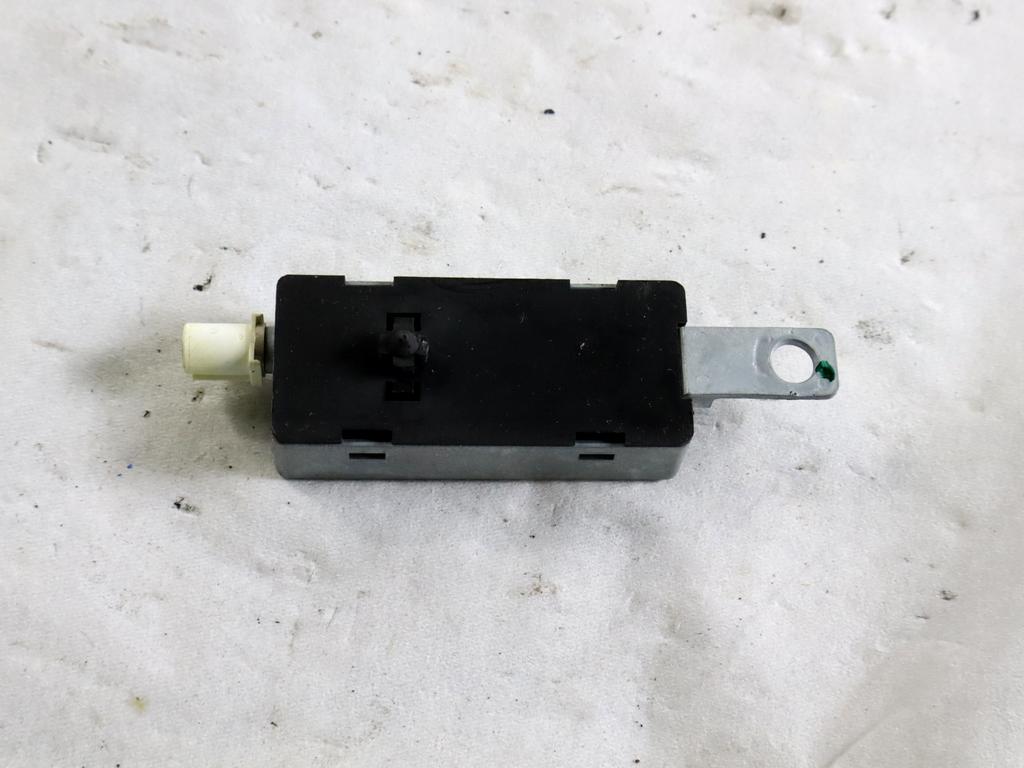 AM2T-18C847-DA CENTRALINA AMPLIFICATORE ANTENNA FORD S-MAX 2.0 D 120KW AUT 5P (2010) RICAMBIO USATO