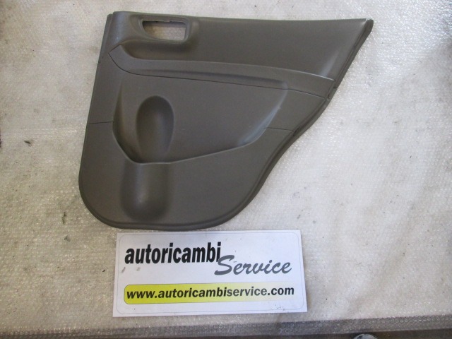 VRATNI PANEL OEM N. PNPDTHYSANTAFESMMK1SV5P ORIGINAL REZERVNI DEL HYUNDAI SANTA FE SM MK1 (2000 - 2006) DIESEL LETNIK 2003