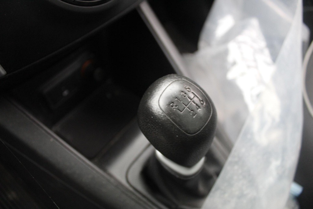 KIA VENGA 1.4 D 66KW 6M 5P (2011) RICAMBIO USATO 