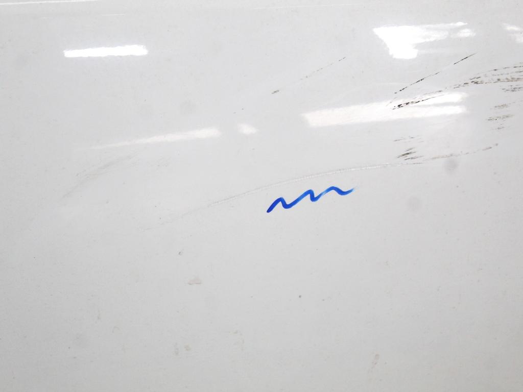 93191127 PORTA ANTERIORE DESTRA PASSEGGERO OPEL CORSA D 1.2 B 63KW 5M 3P (2011) RICAMBIO USATO LEGGERMENTE GRAFFIATA