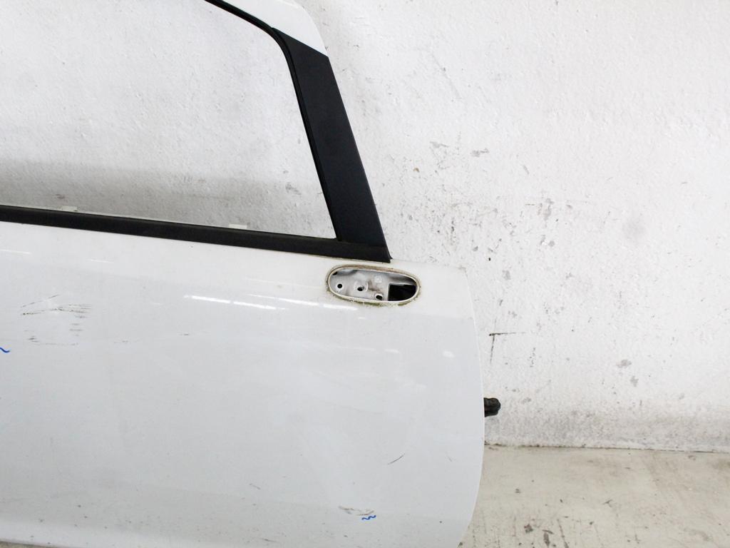 93191127 PORTA ANTERIORE DESTRA PASSEGGERO OPEL CORSA D 1.2 B 63KW 5M 3P (2011) RICAMBIO USATO LEGGERMENTE GRAFFIATA