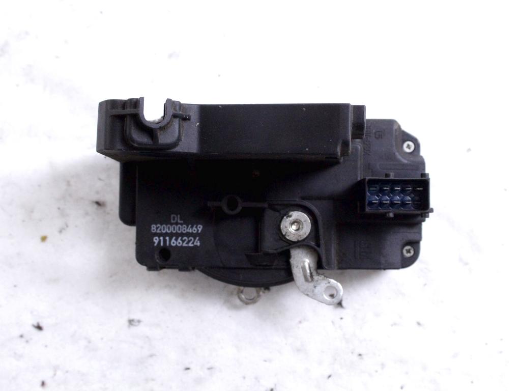 93851810 CHIUSURA SERRATURA PORTA DI CARICO A BATTENTE POSTERIORE SINISTRA OPEL VIVARO 1.9 D 74KW 5M 2P (2003) RICAMBIO USATO 91166224 8200008469