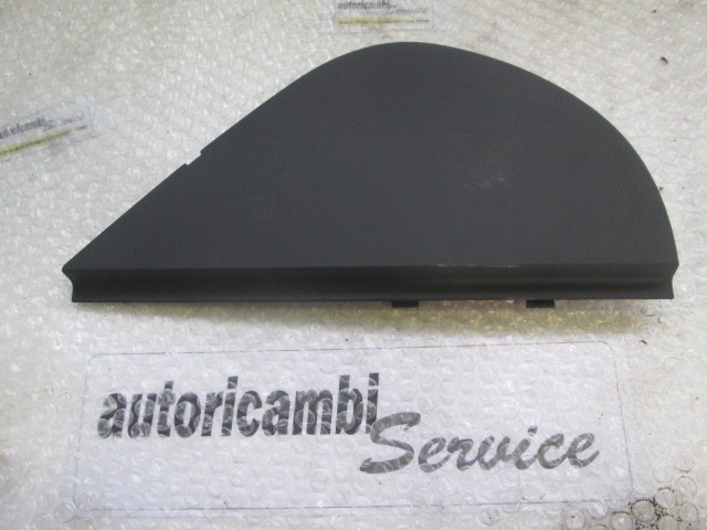 MONTA?NI DELI /  ARMATURNE PLOSCE SPODNJI OEM N. 6Q0858218 ORIGINAL REZERVNI DEL VOLKSWAGEN POLO 9N (10/2001 - 2005) BENZINA LETNIK 2004