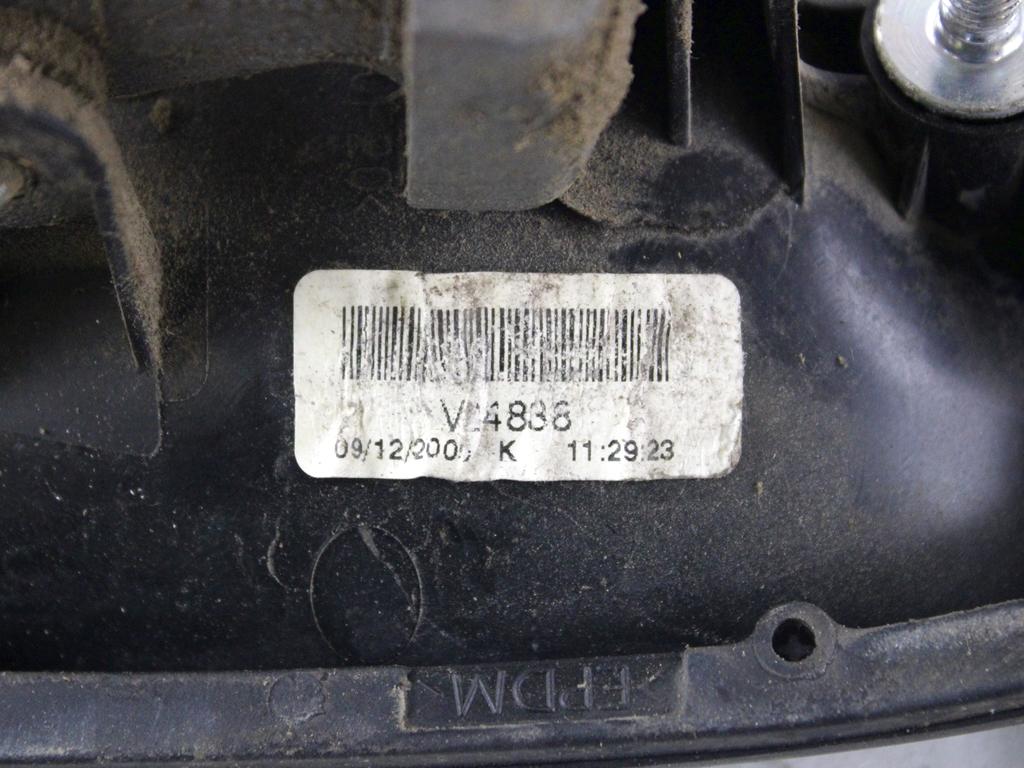 735507854 MANIGLIA ESTERNA PORTA ANTERIORE DESTRA FIAT DOBLO 1.6 D 77KW 5M 2P (2010) RICAMBIO USATO 