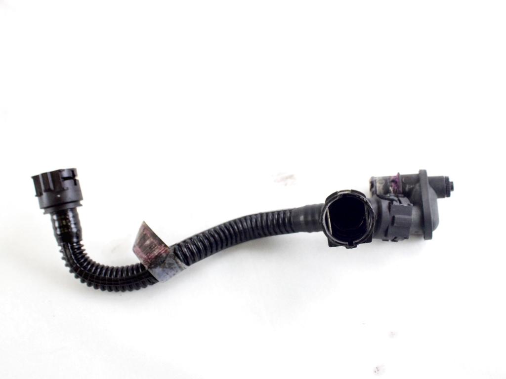 55209653 MANICOTTO TUBO ACQUA LIQUIDO RAFFREDDAMENTO FIAT DOBLO 1.6 D 77KW 5M 2P (2010) RICAMBIO USATO 
