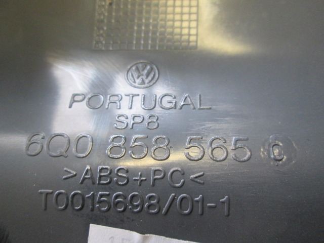 MONTA?NI DELI /  ARMATURNE PLOSCE SPODNJI OEM N. 6Q0858565 ORIGINAL REZERVNI DEL VOLKSWAGEN POLO 9N (10/2001 - 2005) BENZINA LETNIK 2004