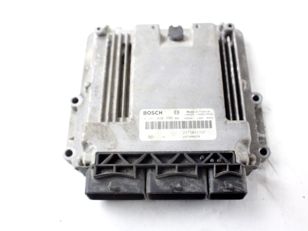 237104376R KIT ACCENSIONE AVVIAMENTO RENAULT KANGOO 1.5 D 66KW 6M 2P (2014) RICAMBIO USATO CON CENTRALINA MOTORE, BLOCCHETTI ACCENSIONE APERTURA CON CHIAVE 0281030899 284B15323R 284B66645R 8200405701