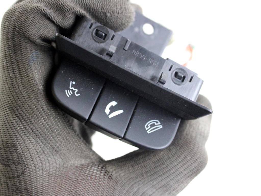 3749068L005PK COMANDO RADIO TELEFONO AL VOLANTE SUZUKI SWIFT 1.2 B 69KW AUT 5P (2013) RICAMBIO USATO