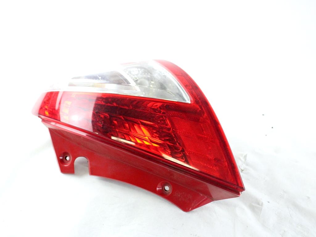 35650-68L00 FARO FANALE POSTERIORE DESTRO SUZUKI SWIFT 1.2 B 69KW AUT 5P (2013) RICAMBIO USATO