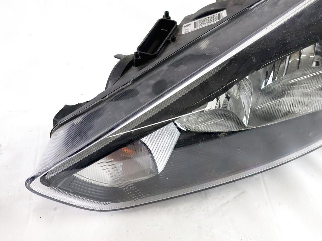 F1EB-13W030-AGB FARO FANALE ANTERIORE SINISTRO LED FORD FOCUS SW 1.5 D 88KW 6M 5P (2018) RICAMBIO USATO