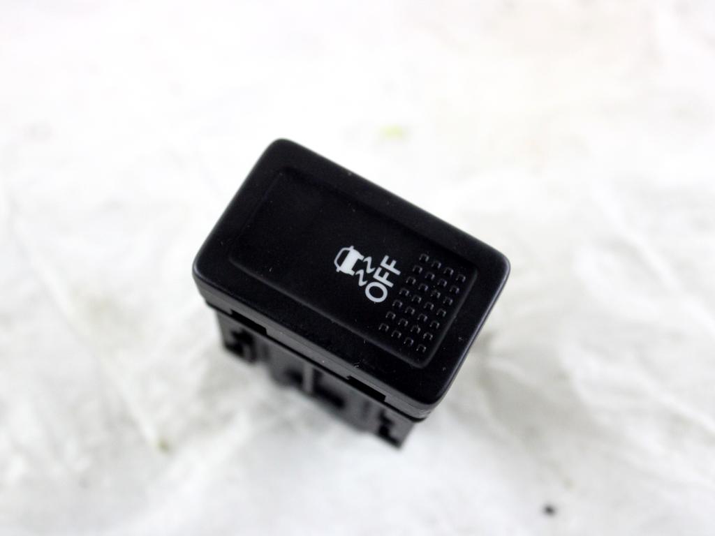 37585-57L00 COMANDO INTERRUTTORE DISATTIVAZIONE ESP CONTROLLO DI STABILITÀ OFF SUZUKI SWIFT 1.2 B 69KW AUT 5P (2013) RICAMBIO USATO