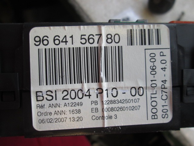 KOMPLET ODKLEPANJE IN VZIG  OEM N. 96415780 ORIGINAL REZERVNI DEL CITROEN C3 / PLURIEL MK1R (09/2005 - 11/2010) BENZINA LETNIK 2007