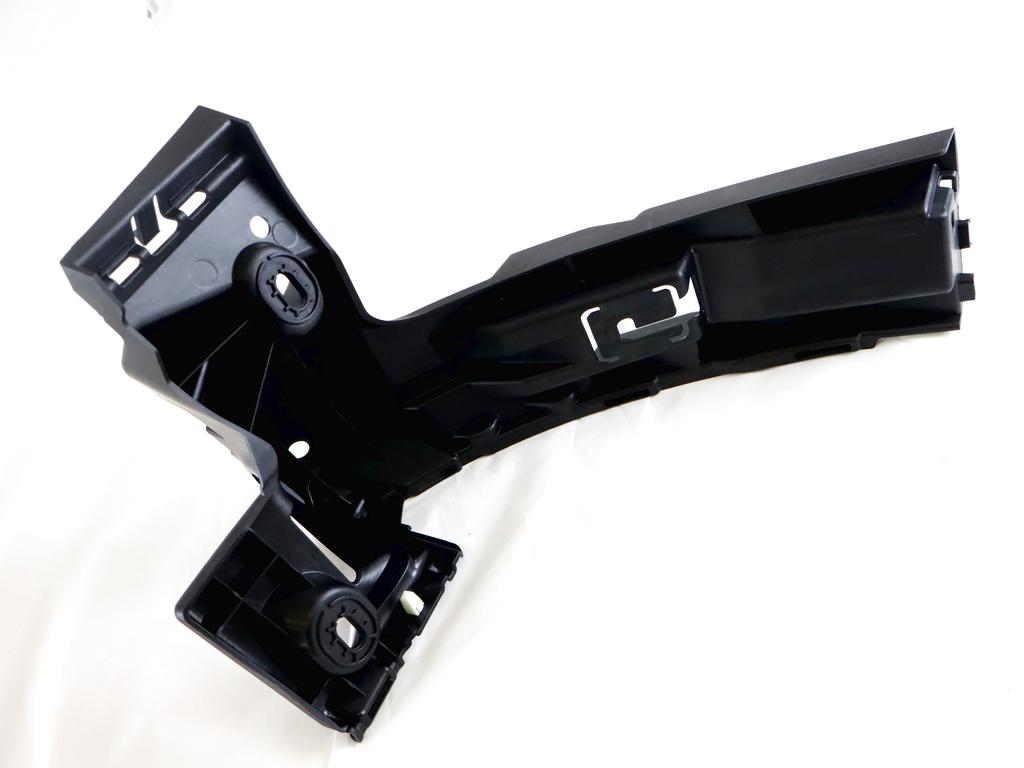 9Y3807376 SUPPORTO PARAURTI POSTERIORE LATO DESTRO PORSCHE CAYENNE COUPÈ E-HYBRID AWD 3.0 I 250KW AUT 5P (2021) RICAMBIO USATO