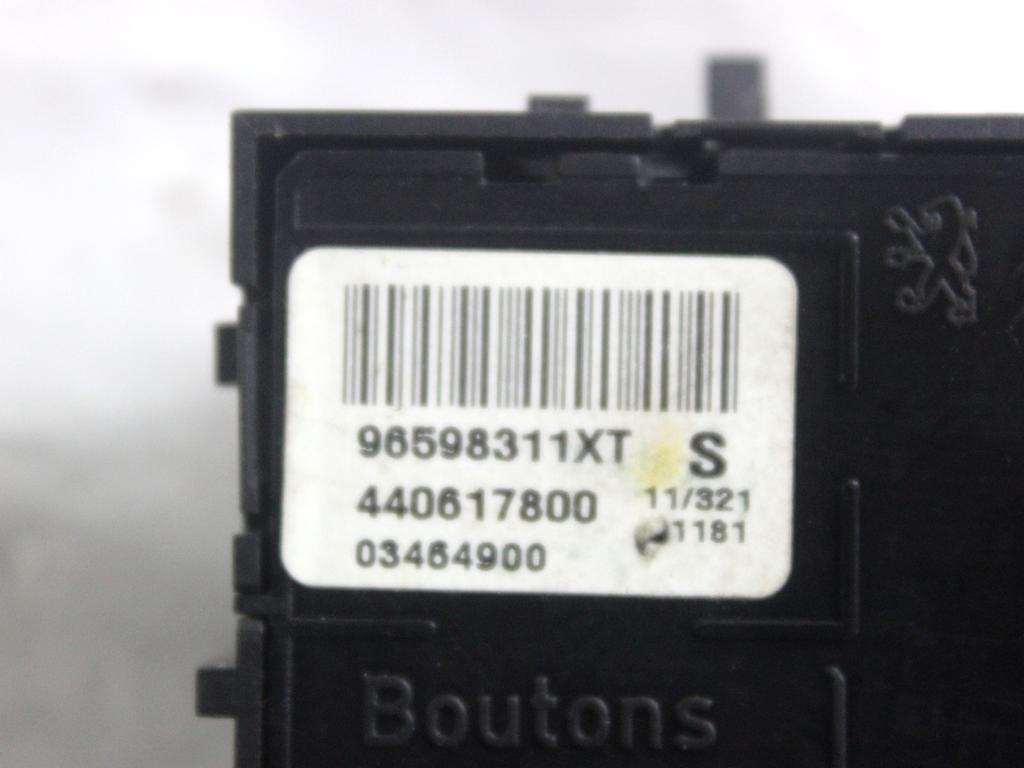 96598311XT GRUPPO DI COMANDO REGOLAZIONE SEDILE ANTERIORE SINISTRO CITROEN C5 SW 2.0 D 120KW AUT 5P (2012) RICAMBIO USATO