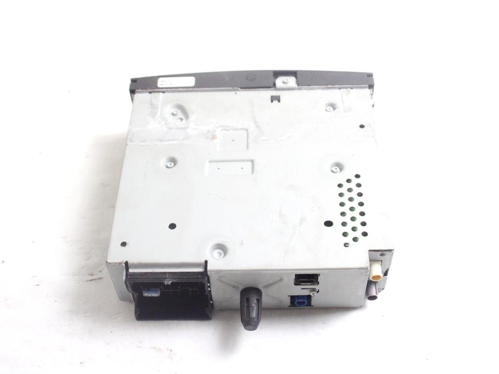 6574AA AUTORADIO CITROEN C5 SW 2.0 D 120KW AUT 5P (2012) RICAMBIO USATO (NON FORNIAMO CODICE AUTORADIO, MA SOLO NUMERO DI TELAIO VEICOLO)