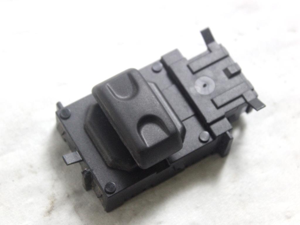 96602208XT COMANDO REGOLAZIONE SEDILE ANTERIORE CITROEN C5 SW 2.0 D 120KW AUT 5P (2012) RICAMBIO USATO