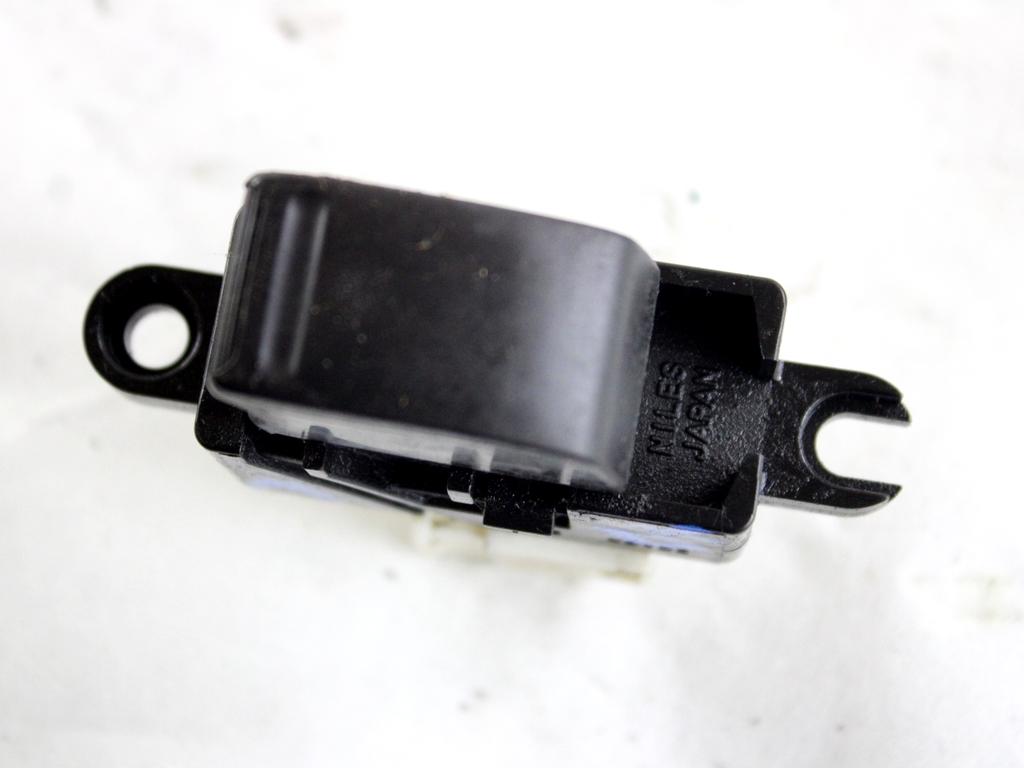 254110V000 COMANDO INTERRUTTORE ALZA-VETRO ALZA-CRISTALLO NISSAN X-TRAIL T30 2.2 D 4X4 100KW 6M 5P (2003) RICAMBIO USATO