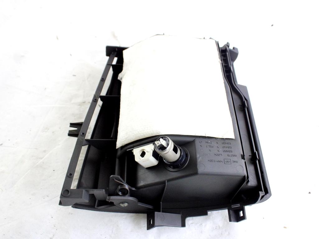 68275EQ400 CASSETTO PORTAOGGETTI CRUSCOTTO SUPERIORE LATO SINISTRO NISSAN X-TRAIL T30 2.2 D 4X4 100KW 6M 5P (2003) RICAMBIO USATO