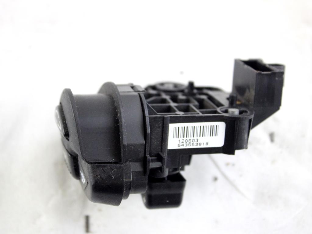 255529F500 COMANDI RADIO AL VOLANTE NISSAN X-TRAIL T30 2.2 D 4X4 100KW 6M 5P (2003) RICAMBIO USATO 543553818
