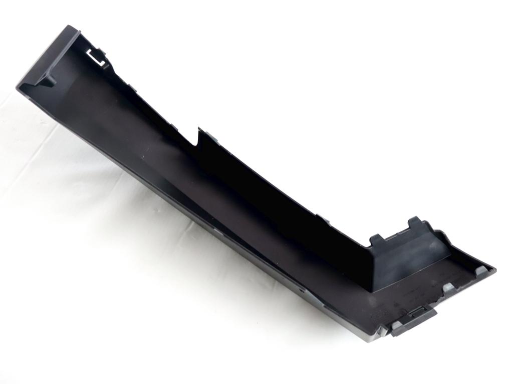 5E0807061 MASCHERINA RIVESTIMENTO PARAURTI ANTERIORE LATO SINISTRO SKODA OCTAVIA SW 1.6 D 77KW 5M 5P (2014) RICAMBIO USATO