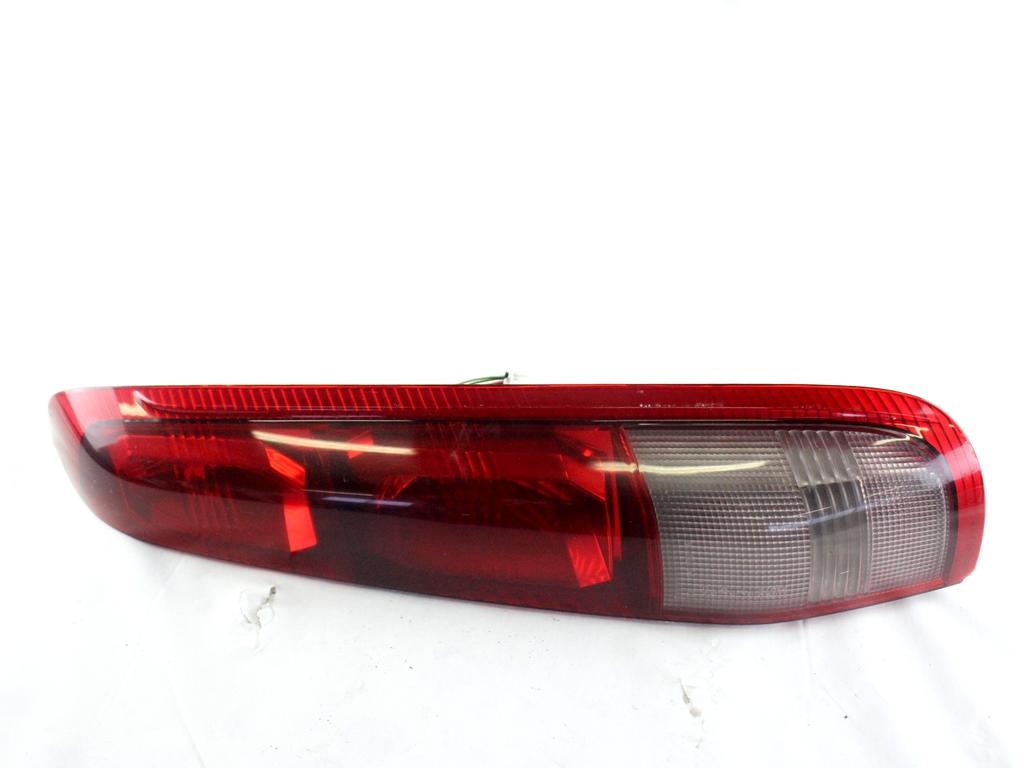 26550EQ00B FARO FANALE POSTERIORE DESTRO NISSAN X-TRAIL T30 2.2 D 4X4 100KW 6M 5P (2003) RICAMBIO USATO