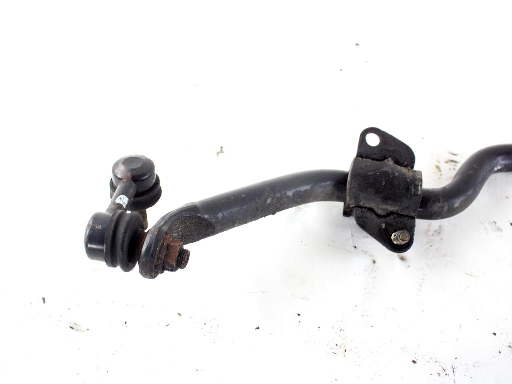 546118H316 BARRA STABILIZZATRICE ANTERIORE NISSAN X-TRAIL T30 2.2 D 4X4 100KW 6M 5P (2003) RICAMBIO USATO