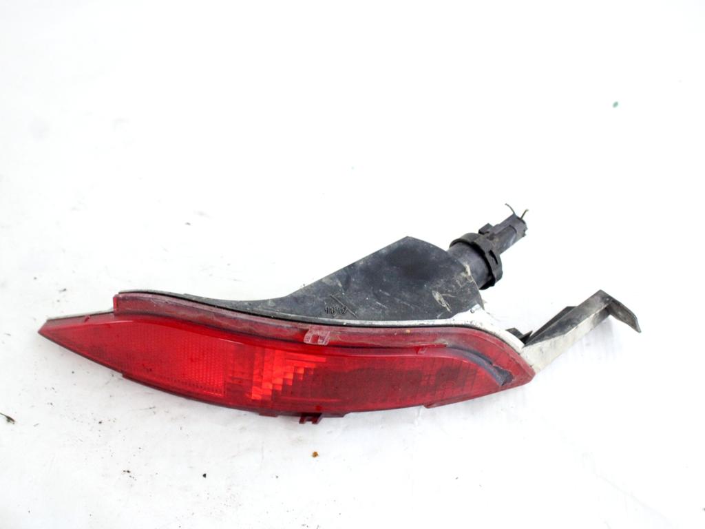8A61-15K273-AC FARO FANALINO RETRONEBBIA POSTERIORE SINISTRO FORD FIESTA 1.4 G 71KW 5M 5P (2012) RICAMBIO USATO
