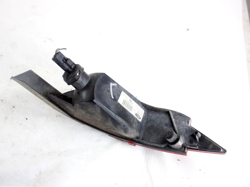 8A61-15K273-AC FARO FANALINO RETRONEBBIA POSTERIORE SINISTRO FORD FIESTA 1.4 G 71KW 5M 5P (2012) RICAMBIO USATO