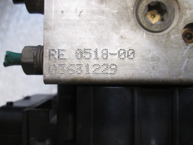 ABS AGREGAT S PUMPO OEM N. 7700832859 ORIGINAL REZERVNI DEL RENAULT TWINGO C06 MK1 R (09/1998 - 02/2004) BENZINA LETNIK 2001