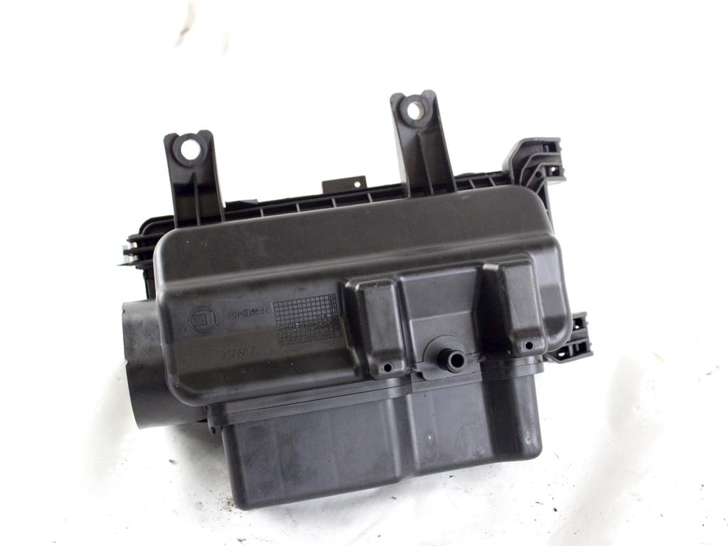 177010Y010 SCATOLA FILTRO ARIA TOYOTA YARIS 1.4 B 74KW 5M 5P (2010) RICAMBIO USATO 177050Y010