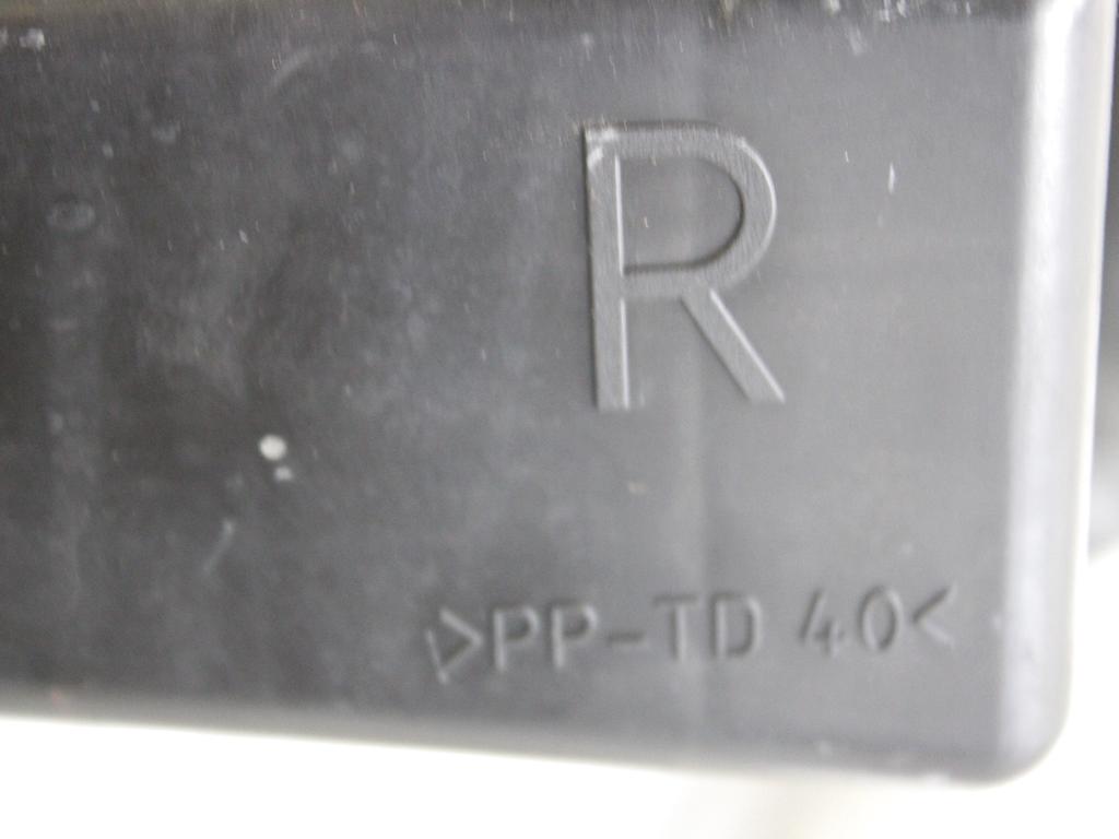 177010Y010 SCATOLA FILTRO ARIA TOYOTA YARIS 1.4 B 74KW 5M 5P (2010) RICAMBIO USATO 177050Y010