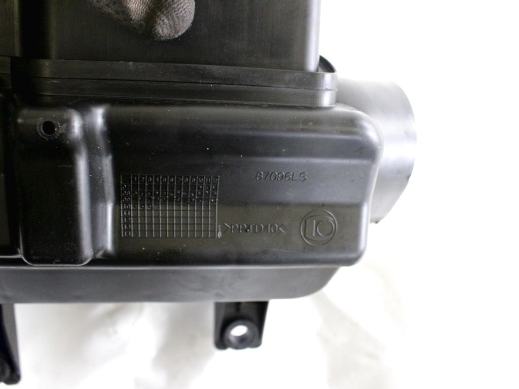 177010Y010 SCATOLA FILTRO ARIA TOYOTA YARIS 1.4 B 74KW 5M 5P (2010) RICAMBIO USATO 177050Y010
